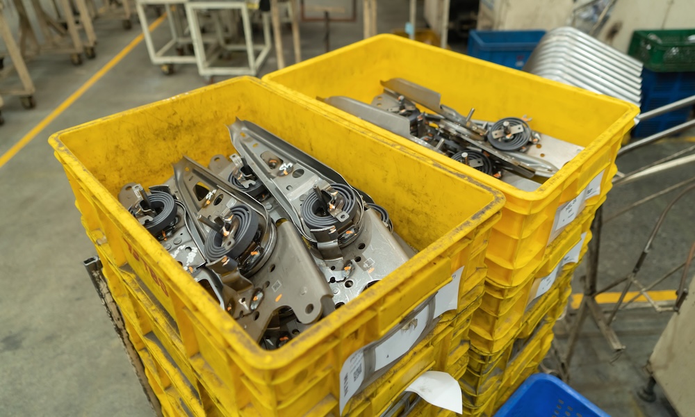 car-seat-steel-structure-manufacturing-factory-wit-2026-01-05-06-34-41-utc