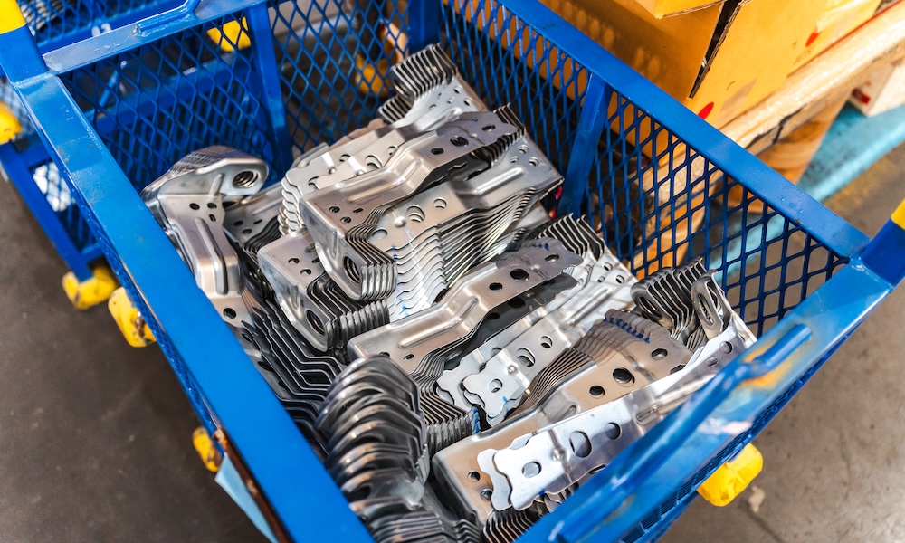 factory-workshop-tools-equipment-for-industry-eng-2026-01-08-08-17-13-utc